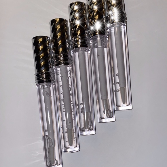 Always Classy🤍✨ - Picture 4 of 6